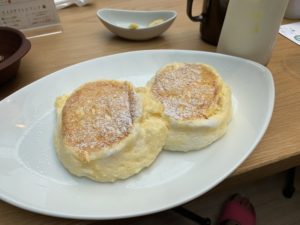 リコッタチーズパンケーキがおすすめ 新しくできた岡崎市竜美ヶ丘にあるむさしの森珈琲に
